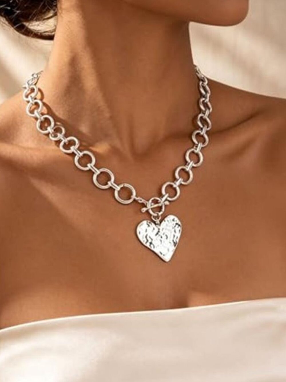 Silver Tone Chunky Statement Necklace Hammered Square Pendant Toggle Chain